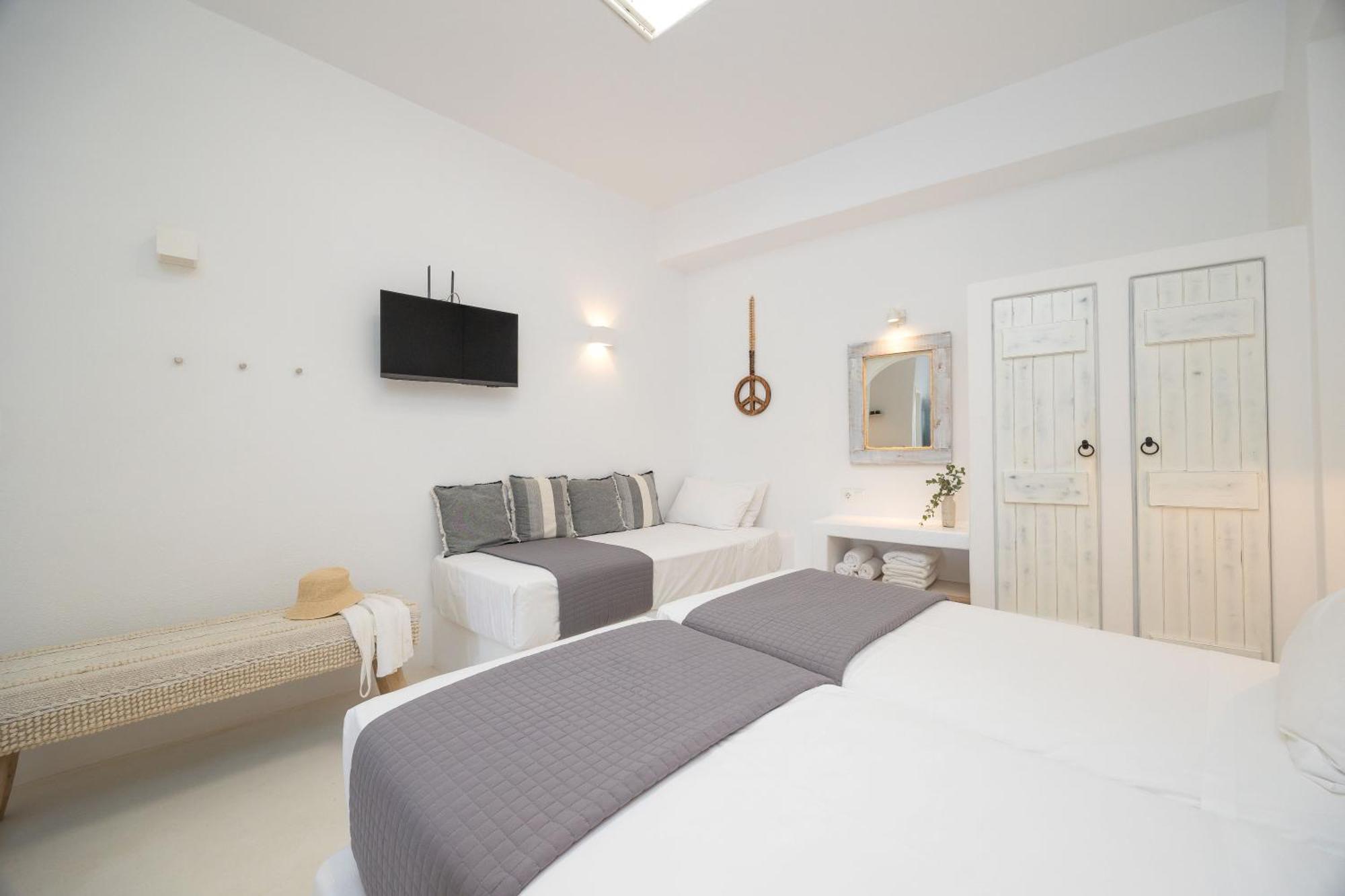 Flisvos Beach Apartments Naxos City Екстер'єр фото